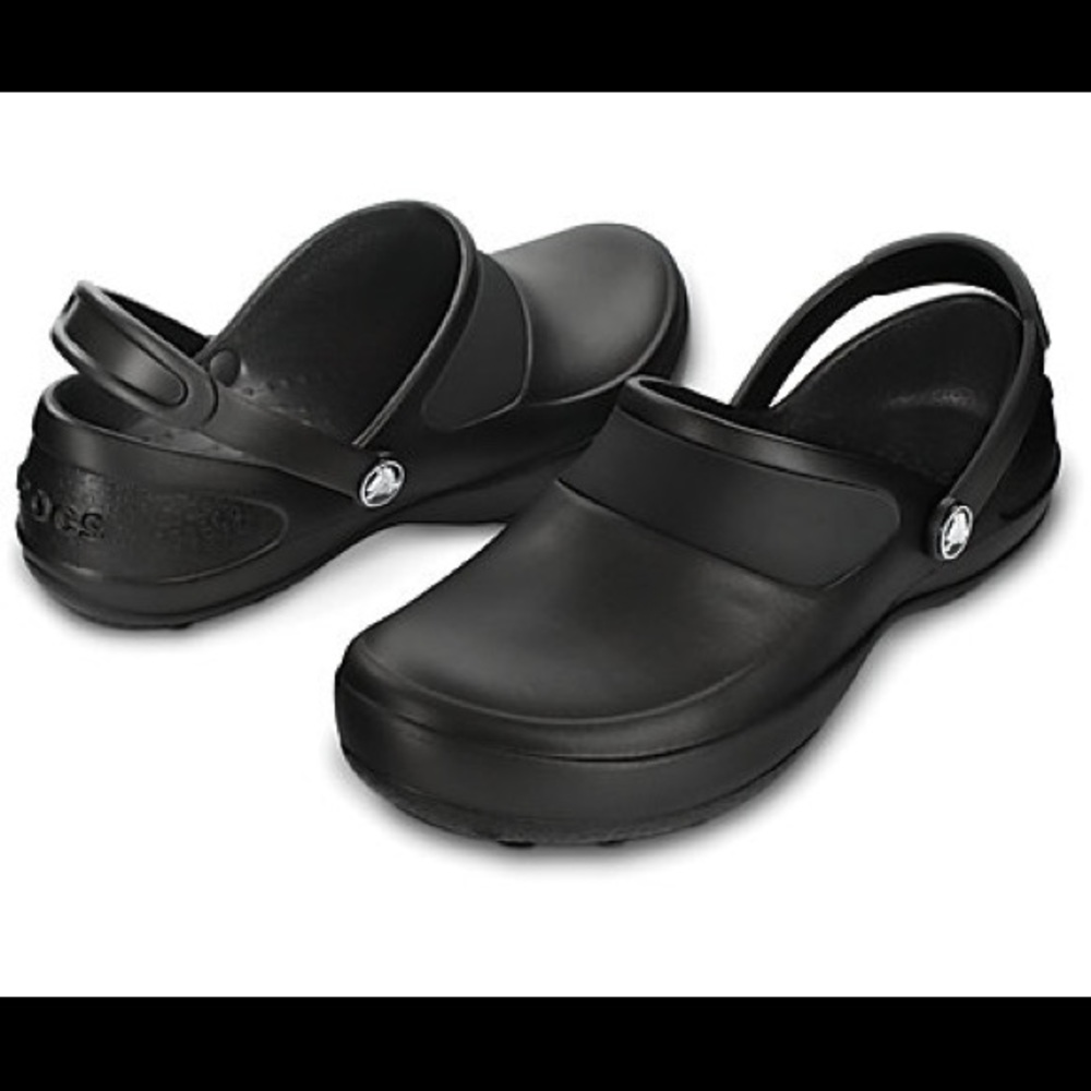 CROCS- Mercy Work Clog. NWT! size 8